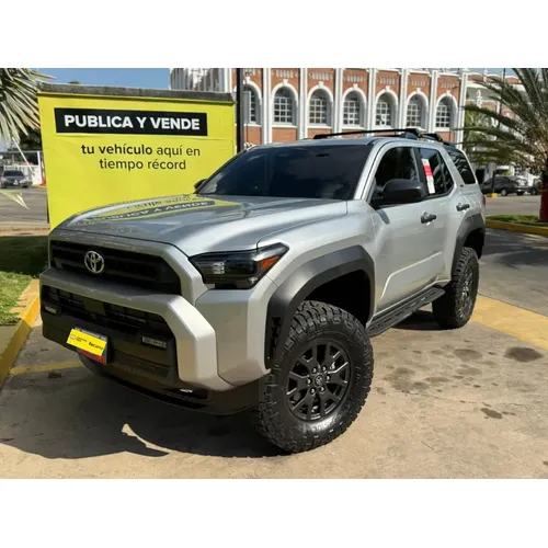 Toyota 4Runner SR5 2025 Plateado Caracas