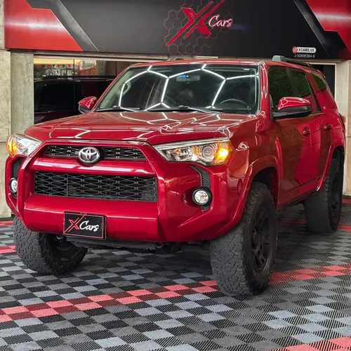 Toyota 4Runner SR5 2017 Rojo Caracas