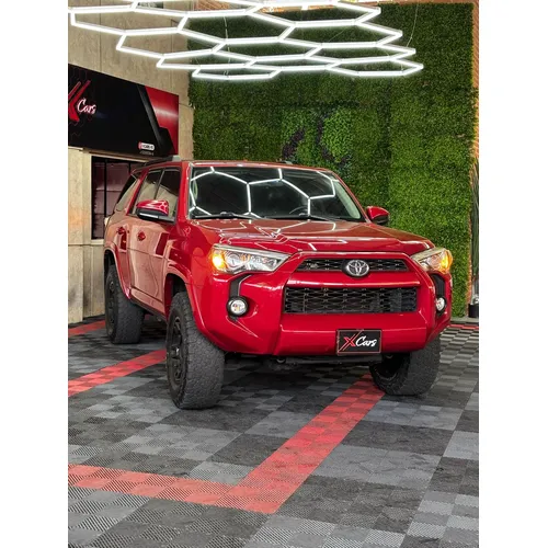 Toyota 4Runner SR5 2017 Rojo Caracas
