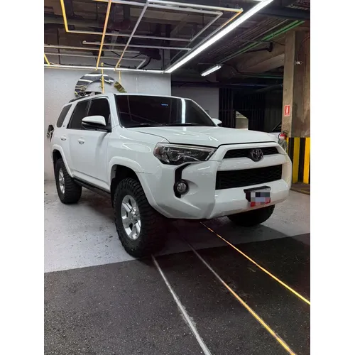 Toyota 4Runner SR5 2017 Blanco Caracas