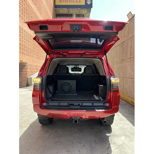 Toyota 4Runner SR5 2019 Rojo Caracas