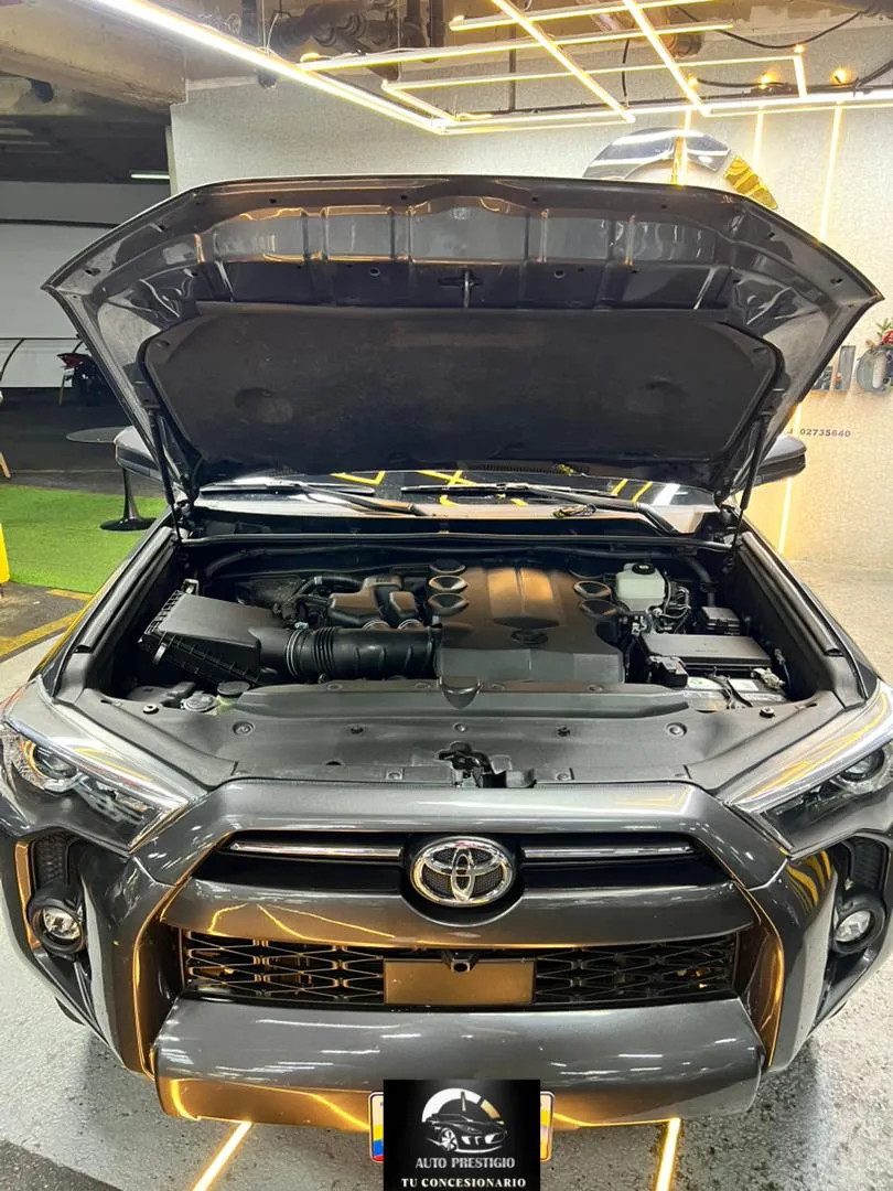 Toyota 4runner Sr5 2021 4x4 negro11
