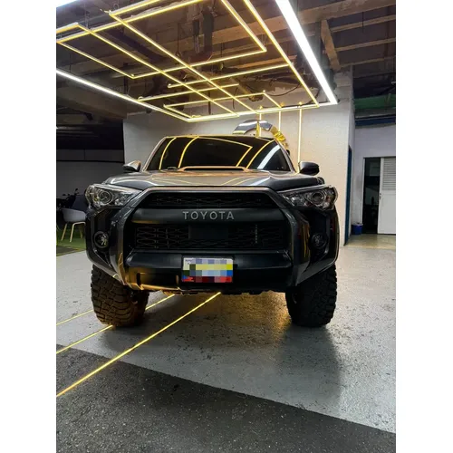 Toyota 4Runner SR5 2021 Negro Caracas