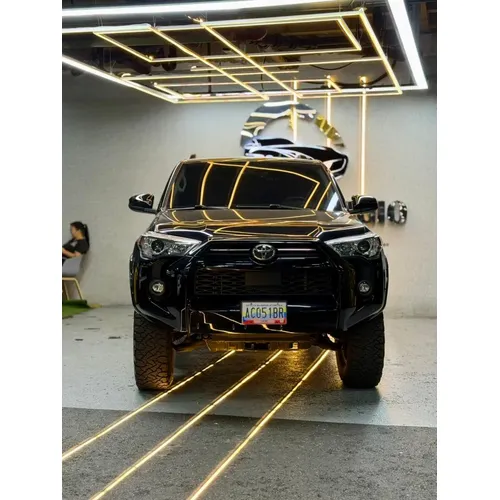 Toyota 4Runner SR5 2022 Negro Caracas
