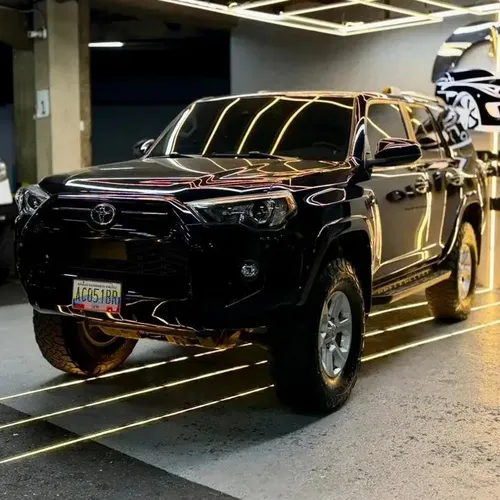 Toyota 4Runner SR5 2022 Negro Caracas