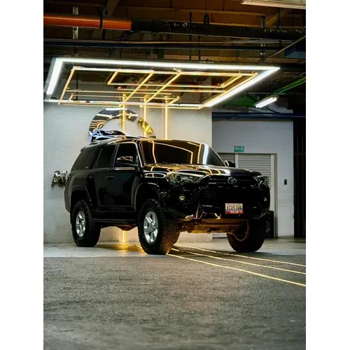 Toyota 4Runner SR5 2022 Negro Caracas