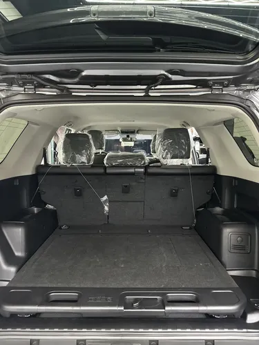 Toyota 4Runner SR5 2024 Gris Caracas