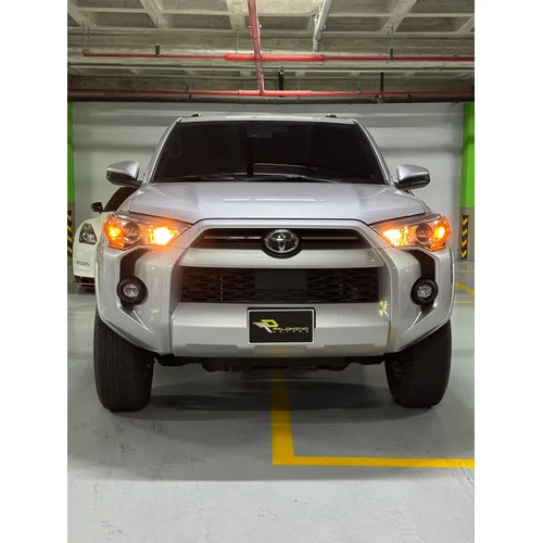 Toyota 4Runner 2024 Plateado Caracas