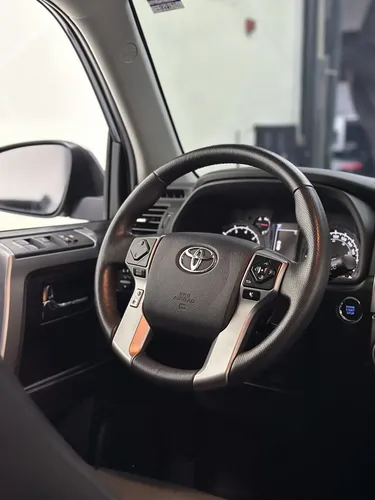 Toyota 4Runner SR5 2024 Gris Caracas