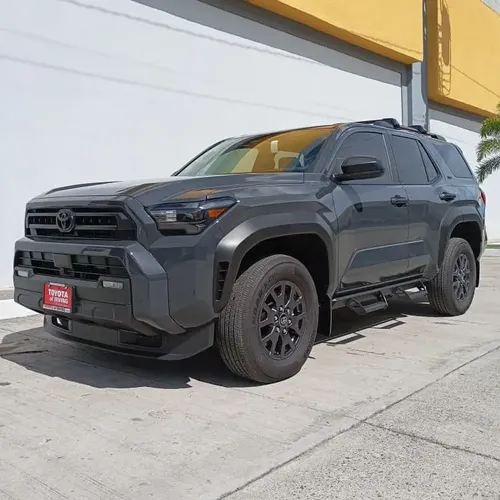 Toyota 4Runner SR5 2025 Gris Barquisimeto