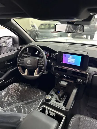 Toyota 4Runner SR5 2025 Blanco Caracas