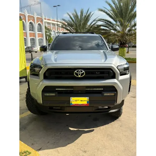 Toyota 4Runner SR5 2025 Plateado Caracas