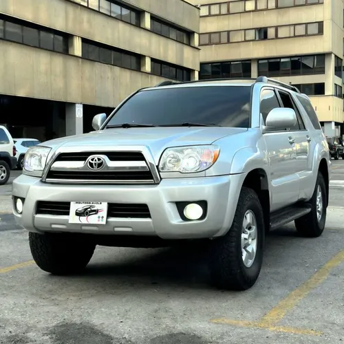 Toyota 4Runner SR5 2006 Plateado Caracas
