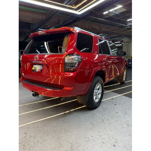 Toyota 4Runner SR5 2024 Rojo Caracas