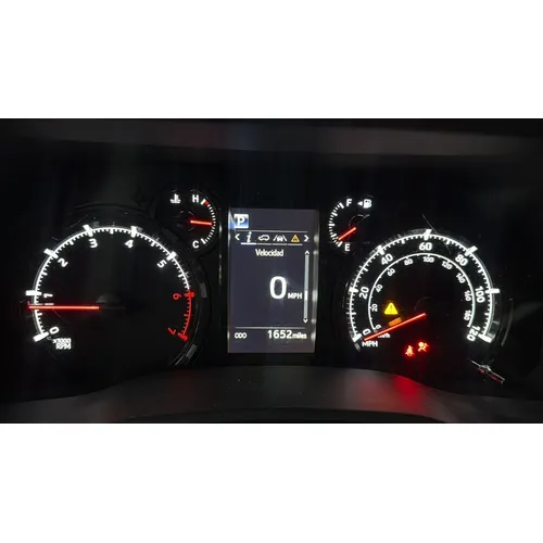 Toyota 4Runner SR5 2024 Rojo Caracas