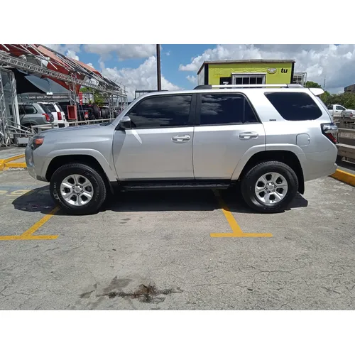 Toyota 4Runner SR5 2024 Plateado Caracas