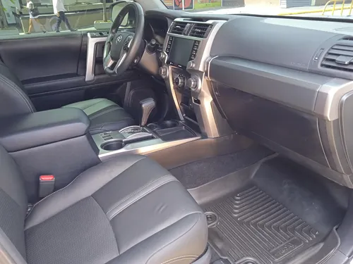 Toyota 4Runner SR5 2024 Plateado Caracas