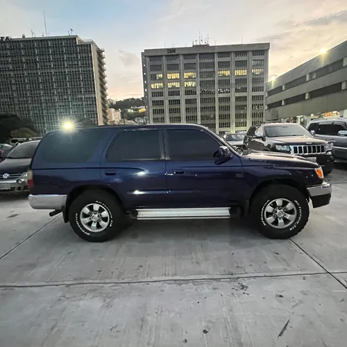 Toyota 4Runner SR5 2001 Azul Caracas
