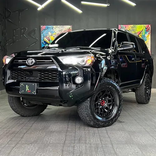 Toyota 4Runner SR5 2020 Negro Caracas