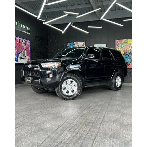 Toyota 4Runner SR5 2024 Negro Caracas