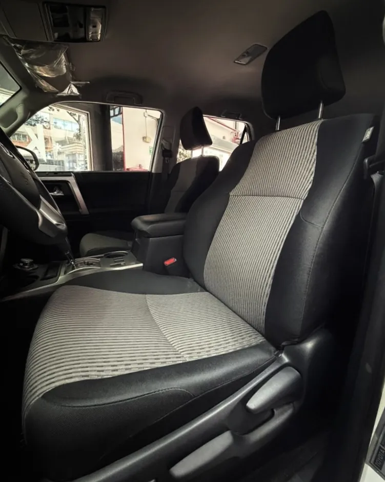 Toyota 4Runner SR5 Premium 2025 Blanco Caracas