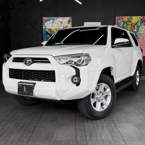 Toyota 4Runner SR5 Premium 2025 Blanco Caracas