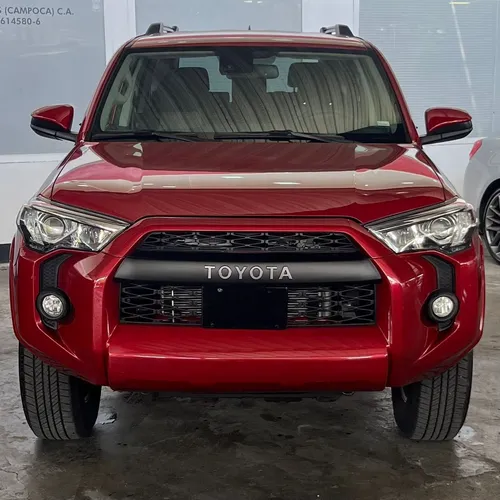 Toyota 4Runner SR5 Premium 2024 Rojo Caracas