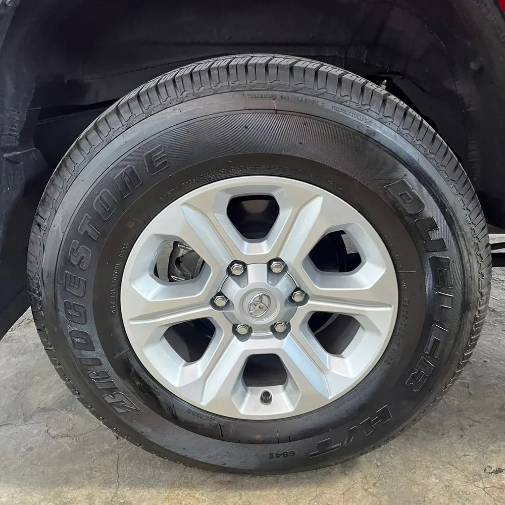 Toyota 4Runner SR5 Premium 2024 Rojo Caracas