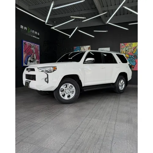 Toyota 4Runner SR5 Premium 2025 Blanco Caracas