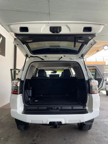 Toyota 4Runner SR5 2022 Blanco Caracas