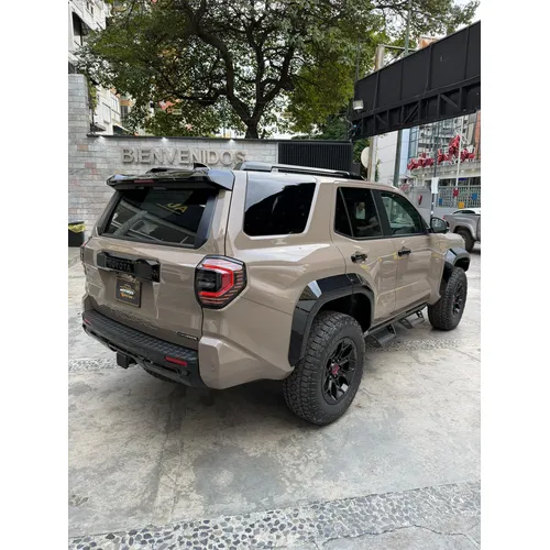Toyota 4Runner TRD 2025 Marrón
