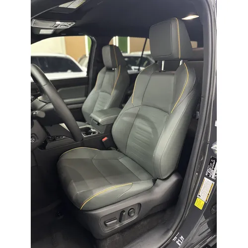 Toyota 4Runner Trailhunter 2025 Gris Caracas