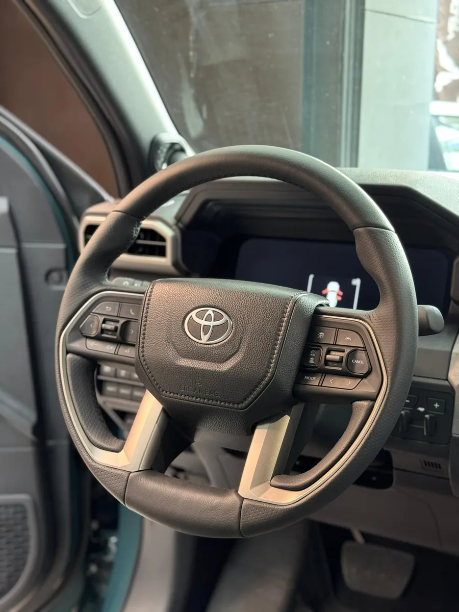 Toyota 4runner Trailhunter 2025 verde14