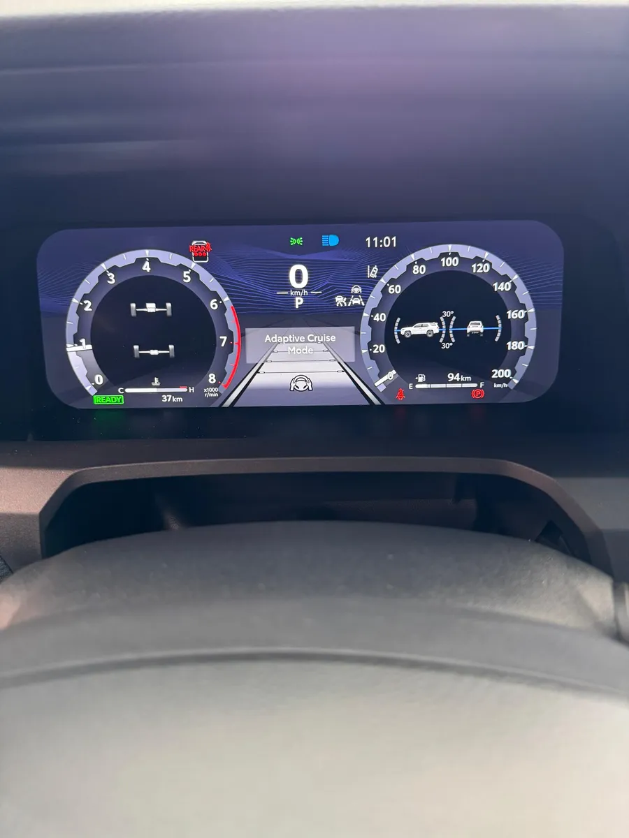 Toyota 4runner Trailhunter 2025 verde15