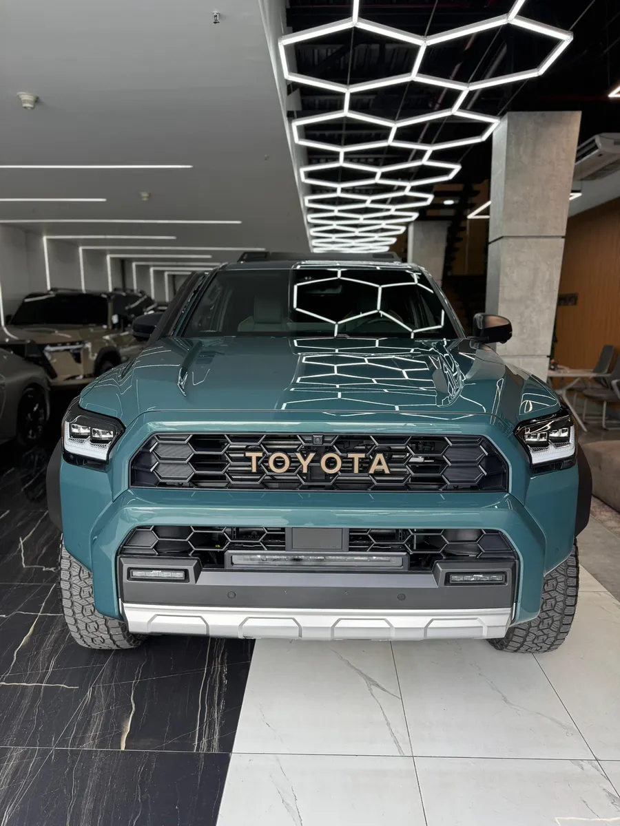 Toyota 4Runner Trailhunter 2025 Verde Caracas