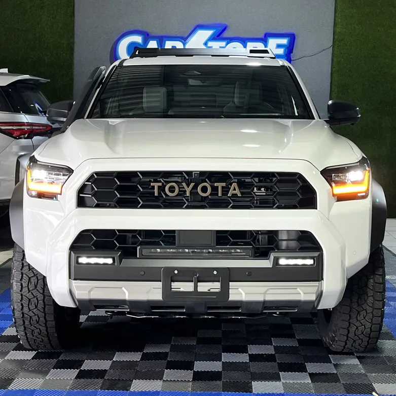 Toyota 4Runner Trailhunter 2025 Blanco Caracas