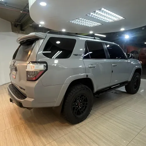 Toyota 4Runner TRD 2017 Gris Caracas