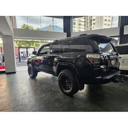 Toyota 4Runner TRD 2017 Negro Caracas