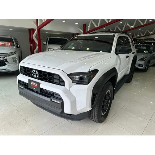 Toyota 4Runner TRD Off Road 2025 Blanco Caracas