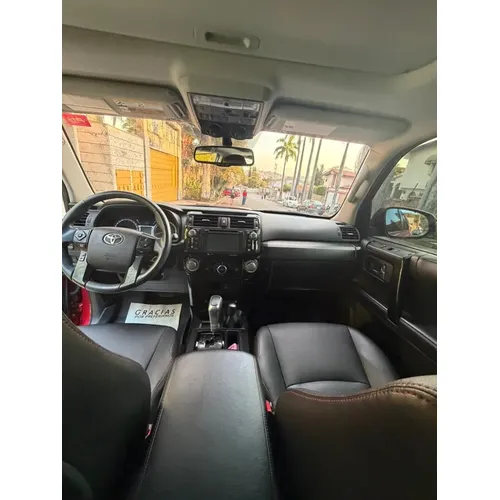 Toyota 4Runner TRD Off Road 2018 Rojo Valencia