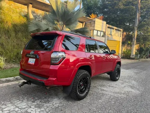 Toyota 4Runner TRD Off Road 2018 Rojo Valencia