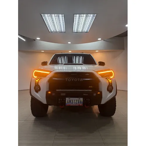 Toyota 4Runner TRD Off Road 2020 Blanco Caracas