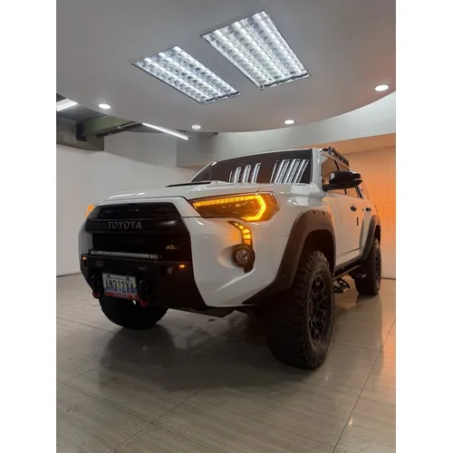 Toyota 4Runner TRD Off Road 2020 Blanco Caracas