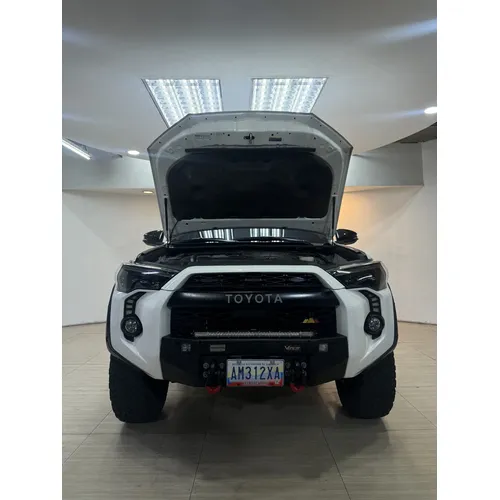 Toyota 4Runner TRD Off Road 2020 Blanco Caracas