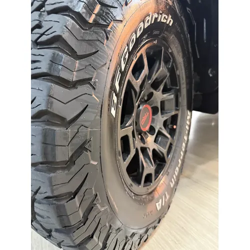 Toyota 4Runner TRD Off Road 2020 Blanco Caracas