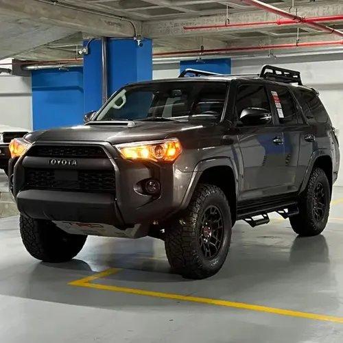 Toyota 4Runner TRD Off Road 2021 Gris Caracas