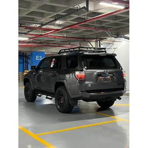 Toyota 4Runner TRD Off Road 2021 Gris Caracas