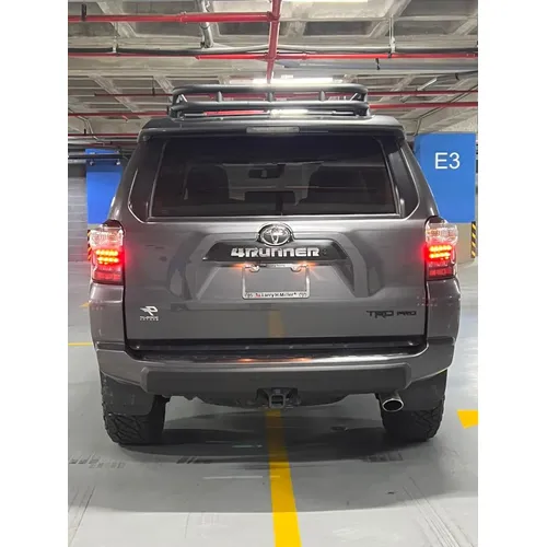 Toyota 4Runner TRD Off Road 2021 Gris Caracas