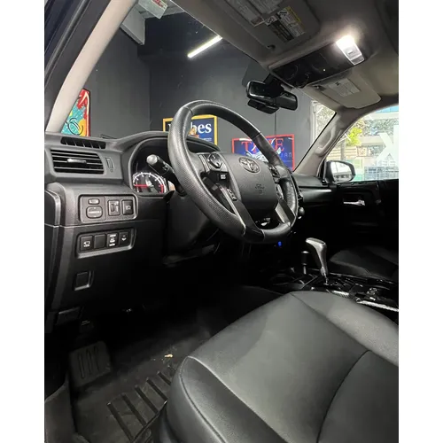 Toyota 4Runner TRD Off Road 2024 Azul Caracas