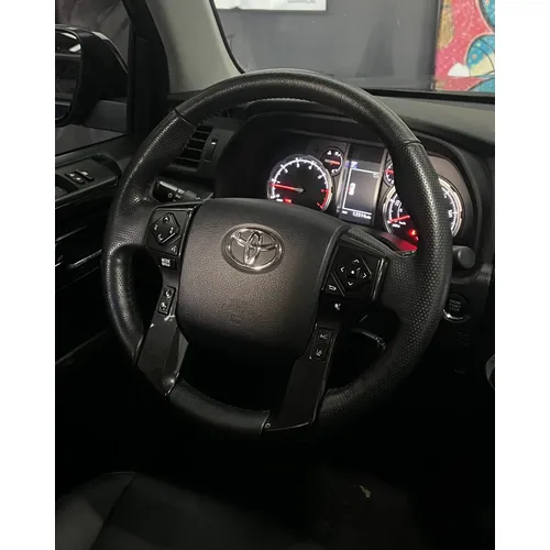 Toyota 4Runner TRD Off Road 2024 Azul Caracas